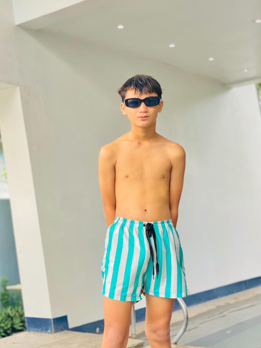 jelonabong's tweet photo. date din pala kong pogi🤣🤣🤣 https://t.co/BhZm8xcozZ