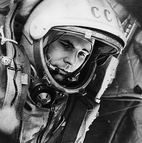 metaastrowaifus's tweet photo. 🖖 GM! Happy Cosmonautics Day to everyone! On April 12, 1961, Yuri Gagarin made the first flight into space, this is a great day in the beginning of space exploration! 🚀

#NFTCommunity #Space #Gagarin #CosmonauticsDay #NFTCommumity https://t.co/BTeskKfWjd