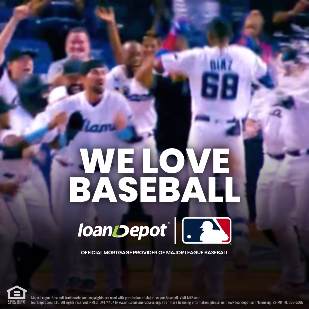 k_irelan's tweet photo. Go Fish! #MarlinsOpeningDay https://t.co/9AWxbwBGof https://t.co/vZ3w7jEWwt