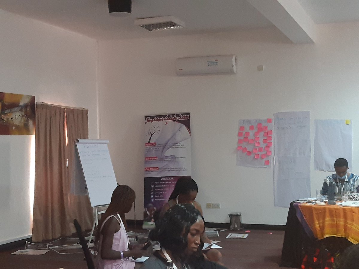 shyleen_momanyi's tweet photo. Leadership has no age limit - #MyDearBody facilitators of the day 13-15 yrs @YConvening! Disrupting violence through transformative feminist leadership! @ywli_info these spaces are powerful! @FemnetProg @woman_kind @UAFAfrica @hivosroea @ajws https://t.co/Uh8MWH3j5K