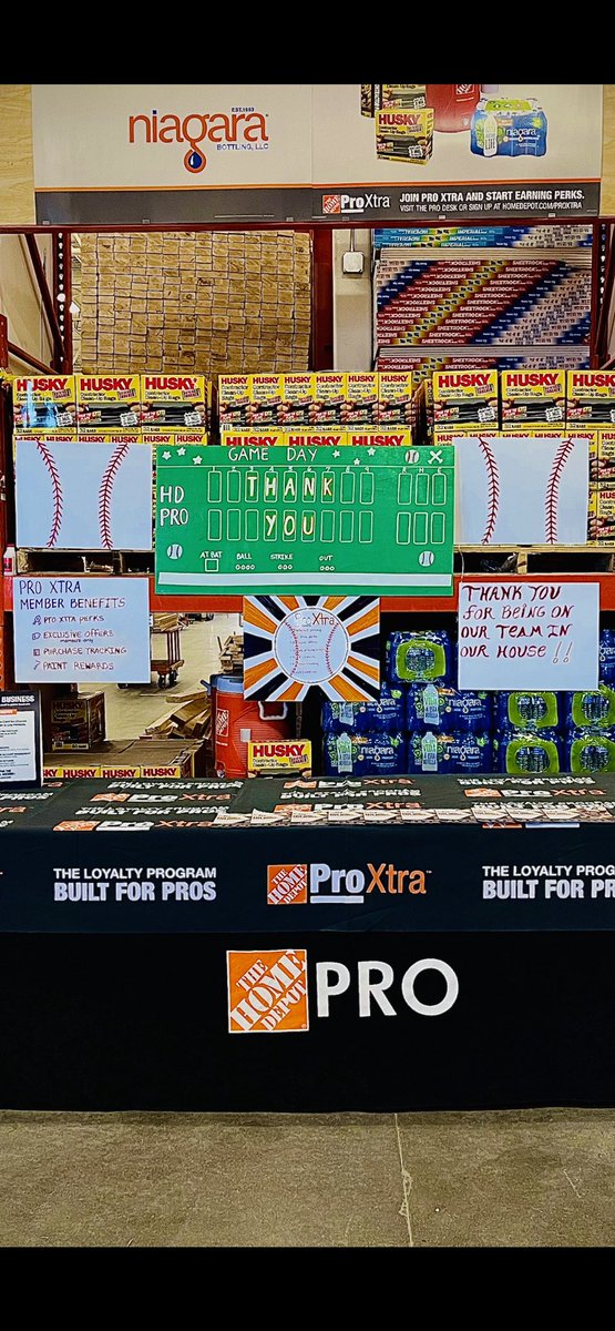 Michele Conti-Hunt tweet media