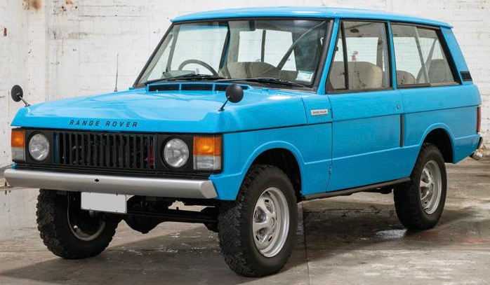 UltimativCars's tweet photo. #Webbs3CC

The 1st-gen #LandRover #RangeRover ["#Classic"] (1970-96) was made in 317,615 orig.-units, of which 15,262 u. as #SuffixF (MY78: 08.77-07.78).

This fully restored 1977 Suffix F from #Australia🇦🇺was est. at AUS$50-60k | $37,2-67k | 34,1-40,9k €, but couldn't be sold. https://t.co/rVM94MQCyW