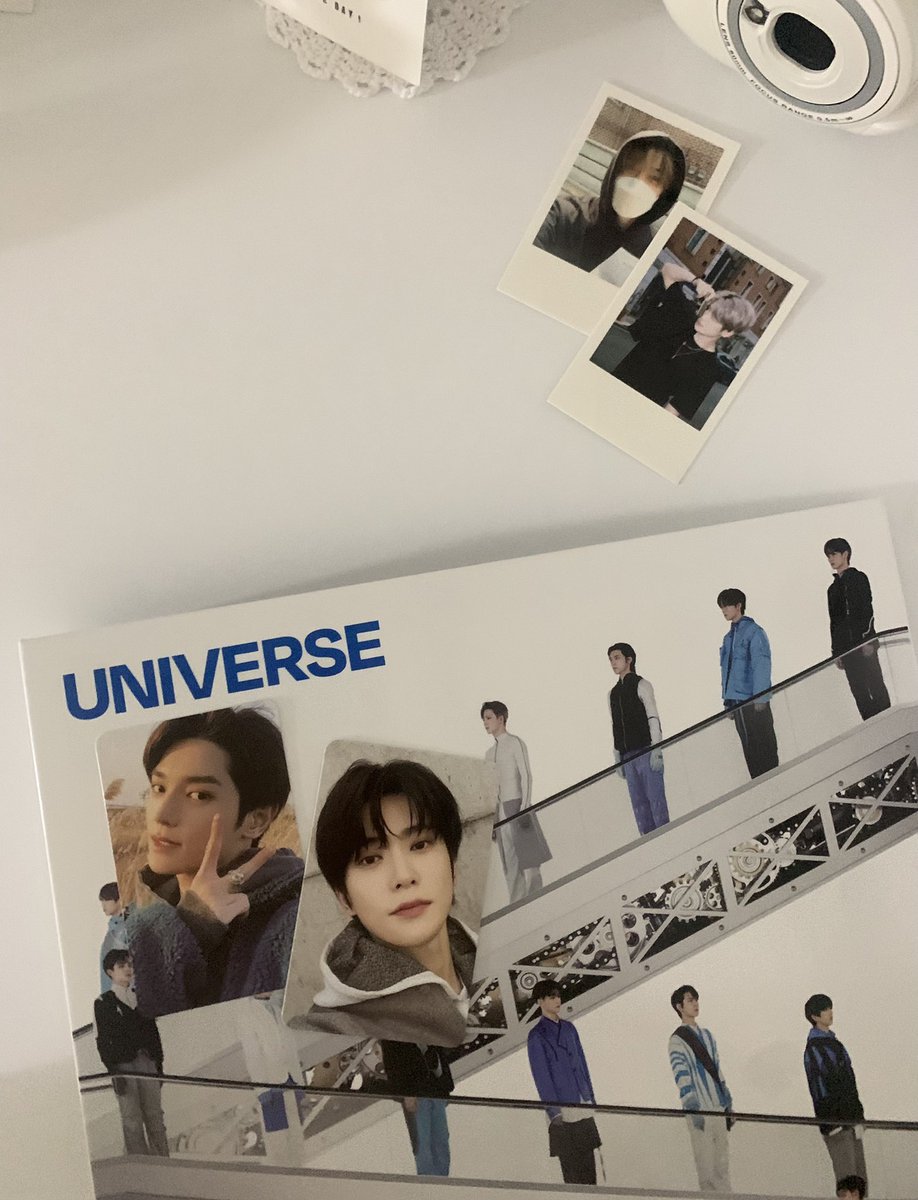 recordxxx_'s tweet photo. 포카때문에 바인더 두개나 삿는데 ·· 
지인짜 감당안대는 크기 ..… 🫠🫠🙀

근데 예뿌다 https://t.co/30ScISbum1