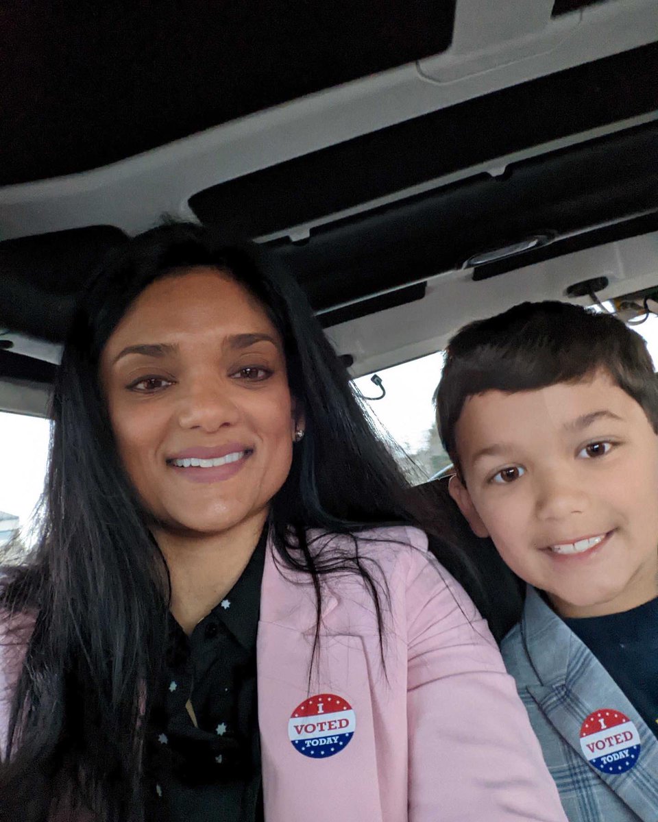 taneezaforsf's tweet photo. If you have already voted, grab a call list from our campaign to encourage others to vote. 

Thank you so much for everything, Sioux Falls! 🗳 https://t.co/t9PiXQd6gs
