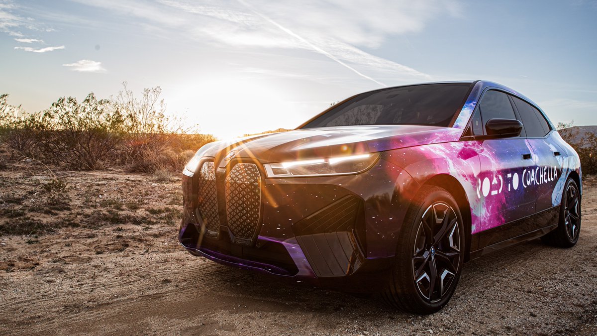 BMW's tweet image. From Planet Her to Coachella 🛸 We're back with @dojacat 🌟

#RoadToCoachella #BMW #BMWi #THEiX #BornElectric