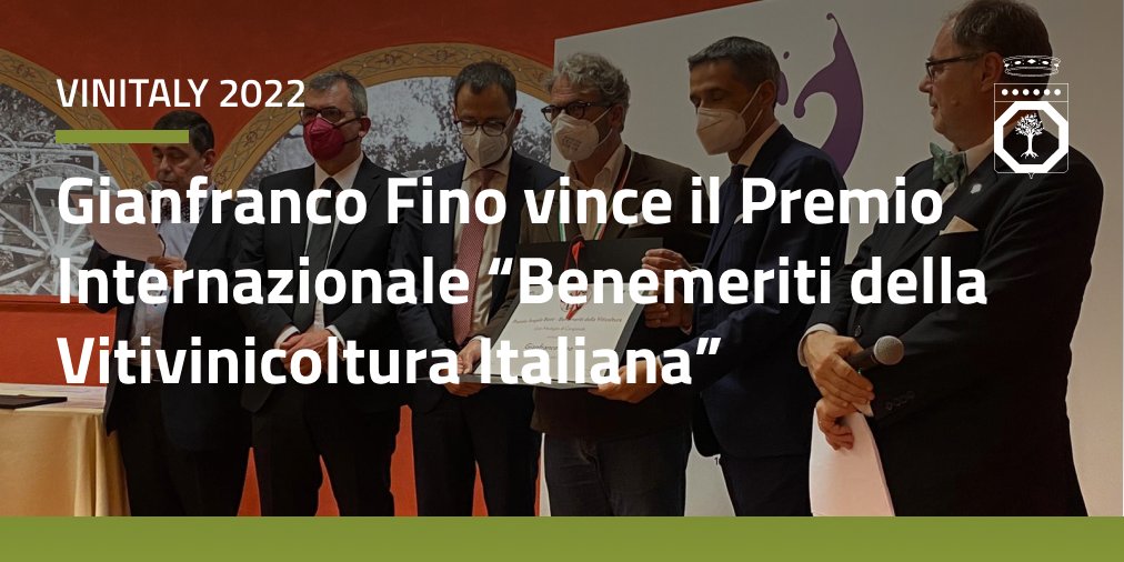 RegionePuglia's tweet photo. #GianfrancoFino, imprenditore vitivinicolo di #Manduria, vince il Premio Internazionale #BenemeritidellaVitivinicolturaItaliana in onore di #AngeloBetti, ideatore di #Vinitaly alla presenza del ministro #StefanoPatuanelli.
➡️https://t.co/EjYrmHbhLH
#orgogliopugliese https://t.co/hgyO3PVOq2