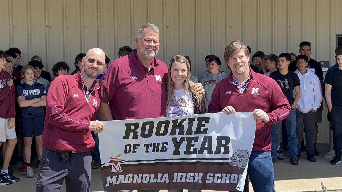 MagnoliaHighTX's tweet photo. Check out our @MagnoliaHighTX Rookie of the Year!  You are awesome Mrs. Layton Jones.  Thank you for all you do. 🐾 ❤️ 🐾 #LoveServeCare @MagnoliaISD @MagnoliaFFA https://t.co/9EWoGZzpzg
