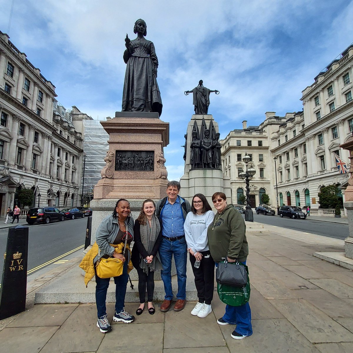 FlorencesLondon's tweet photo. Lovely group this morning for our Florence Nightingale's London walk. Missed it? Next one is on Florence's birthday, 12th May. Book via @florencemuseum #AtoZFlosLondon #flocations https://t.co/xnup26TLpr