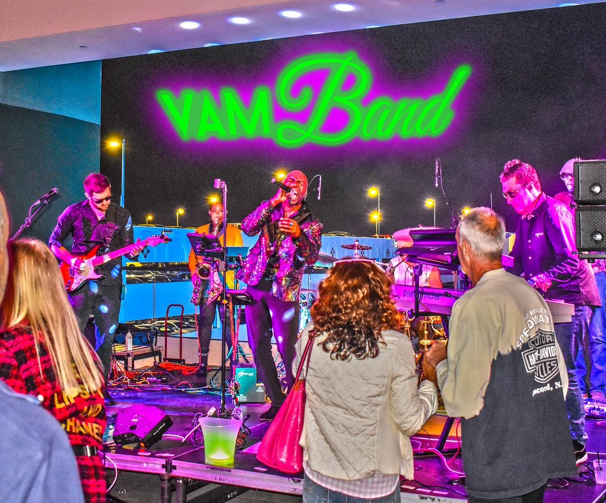 #VAMbandLIVE @ Rooftop Live Hard Rock Guitar Hotel Hollywood, Florida Saturday 4/9/2022!!!