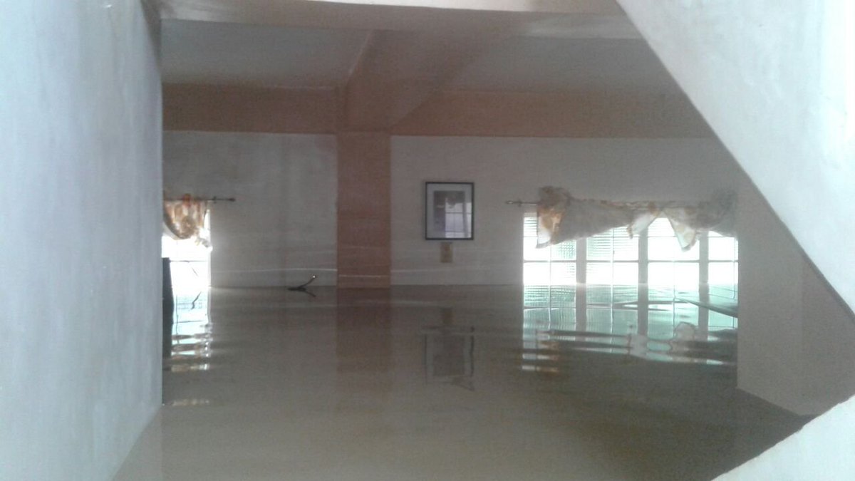 gelbi_'s tweet image. ‼️‼️My friends sent these today, the situation in Panay is not getting any better yet they are barely getting any help. Media &amp;amp; the national government, please hear your people‼️‼️
#CapizNeedsHelp 
#IloiloNeedsHelp  
#LeyteNeedsHelp  
#BaybayNeedsHelp 
#AbuyogNeedsHelp 
#AgatonPH