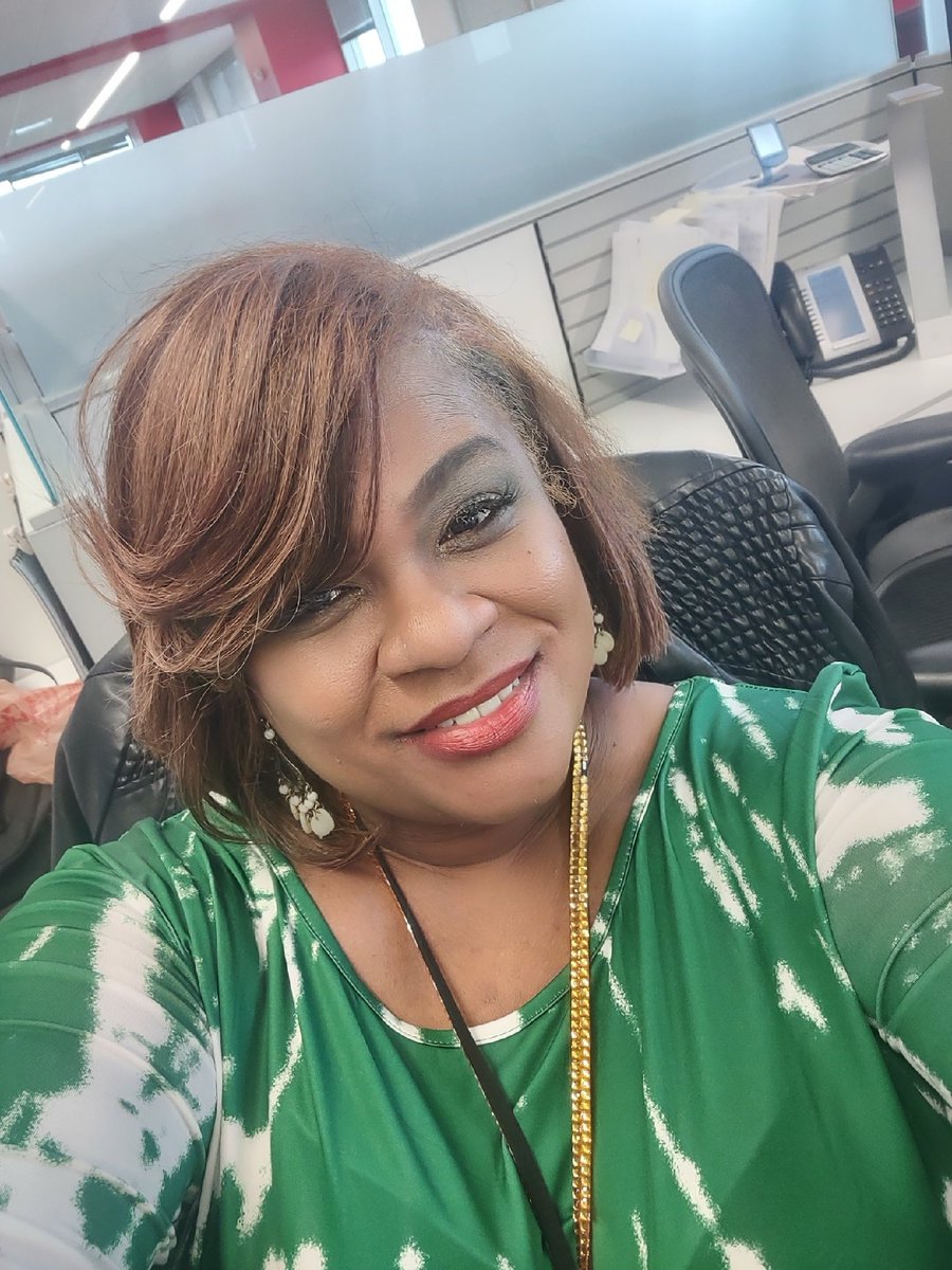 divasondeck's tweet photo. Happy Birthday Diva Fee!!
We celebrate all month long!
#divasondeckinc https://t.co/cV5fs1H3LJ