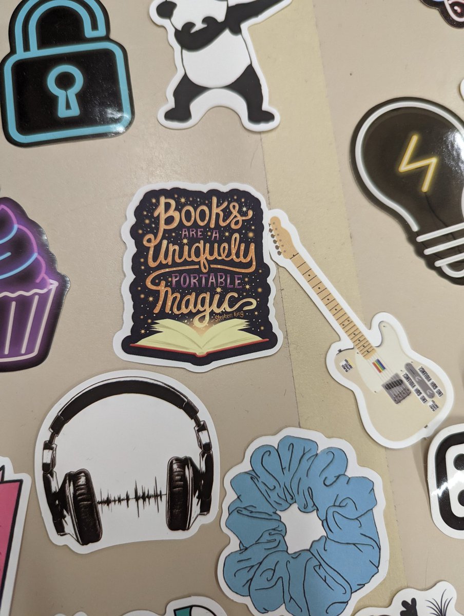 CraftyCalhoun's tweet photo. #SchoolLibraryMonth @DurhamPublicSch @aasl @dpsnclibraries @NCSLMA @DPSStuEquity @DPS_Equity Libraries Rock! Celebrate with us all month. #SafeSpacesForAll Thank you @KatColeReads for the inspiration. #Getstuckonlibraries #stickerfun #WeAreDPS https://t.co/TcQnxieTDa