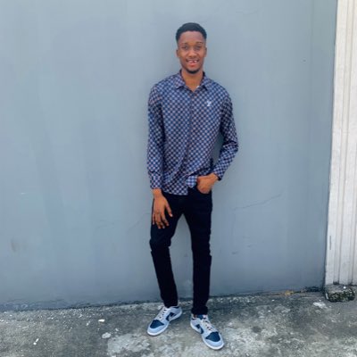 TeeKash3930's tweet photo. #NewProfilePic https://t.co/DbbzJ1SJeP