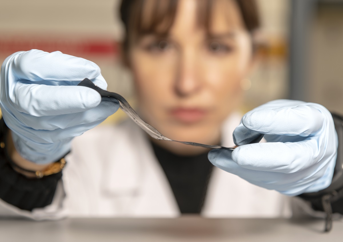 <a href="/CabadChem/">C:/arlos Abad</a> und @DaliaMorcillo von BAMResearch haben ein Verfahren entdeckt, wie man mit Algorithmen aus der Gesichtserkennung das Alter von #Lithium-Batterien erkennen kann. Das ist wichtig, um die Umweltbilanz von Elektro-Akkus zu verbessern. 👉 bam.de/Content/DE/Pre…