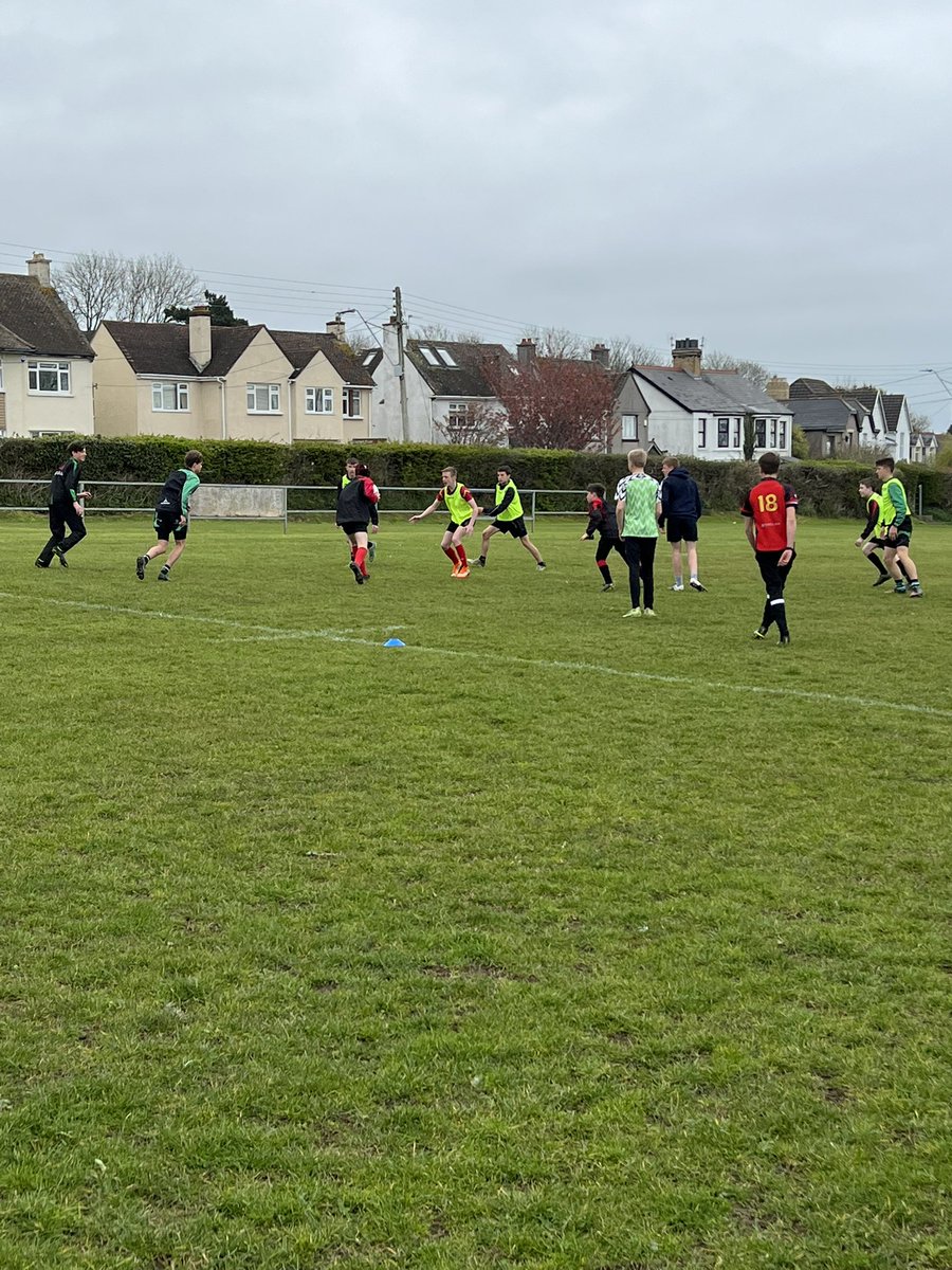 Excellent day at the Llantwit Major  WRU Fit Fed Fun Camp, loads of smiling faces and some fantastic skills on show throughout the day #Rugby #WRUFitFedFun <a href="/CRugbyCommunity/">Cardiff Rugby Community Foundation</a> <a href="/WRU_Community/">WRU Community - Wrth galon y genedl</a>