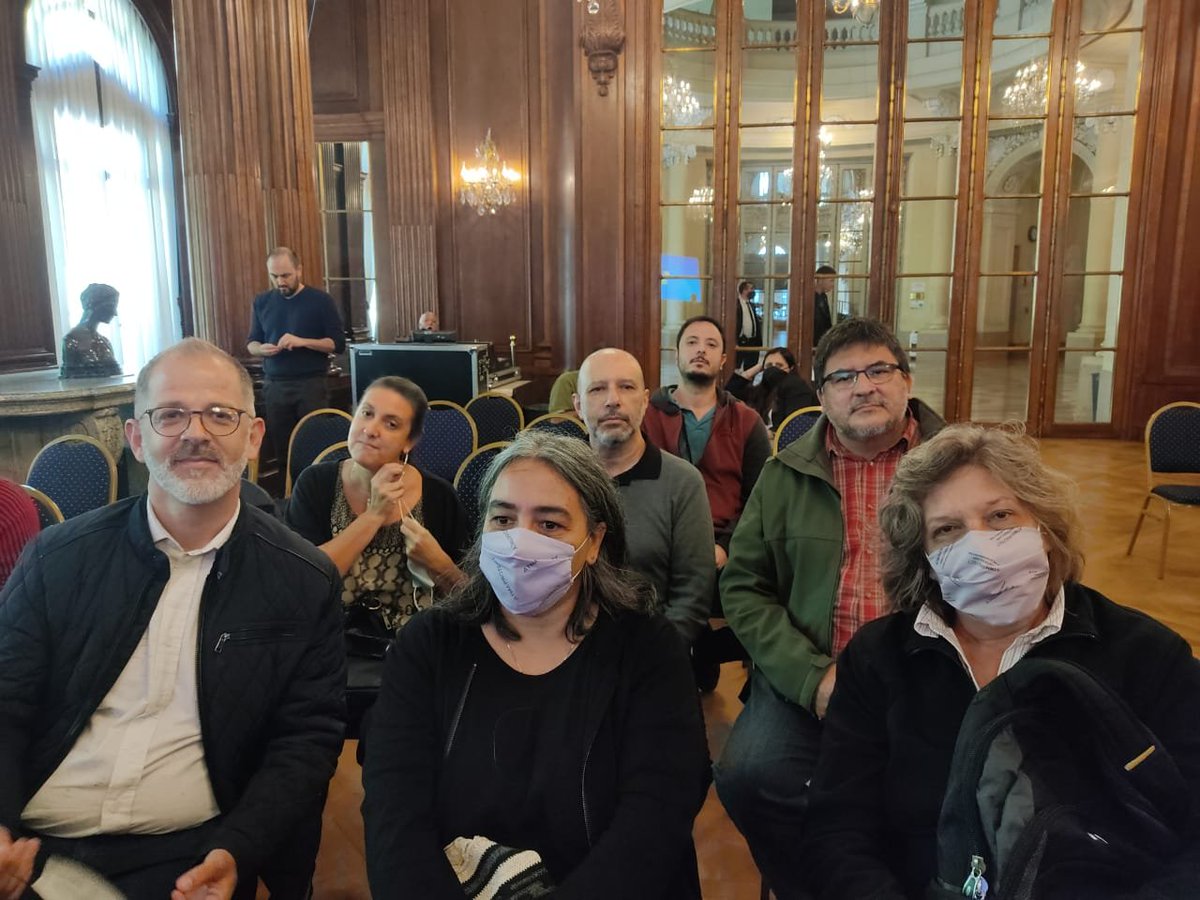 utectera's tweet photo. #AHORA • Acompañamos a lxs directivxs de los Institutos de Cultura en la Legislatura para exponer en la Comisión de Cultura sobre la necesidad de la titularización de lxs docentes del área. https://t.co/Q6Lk3heGYU