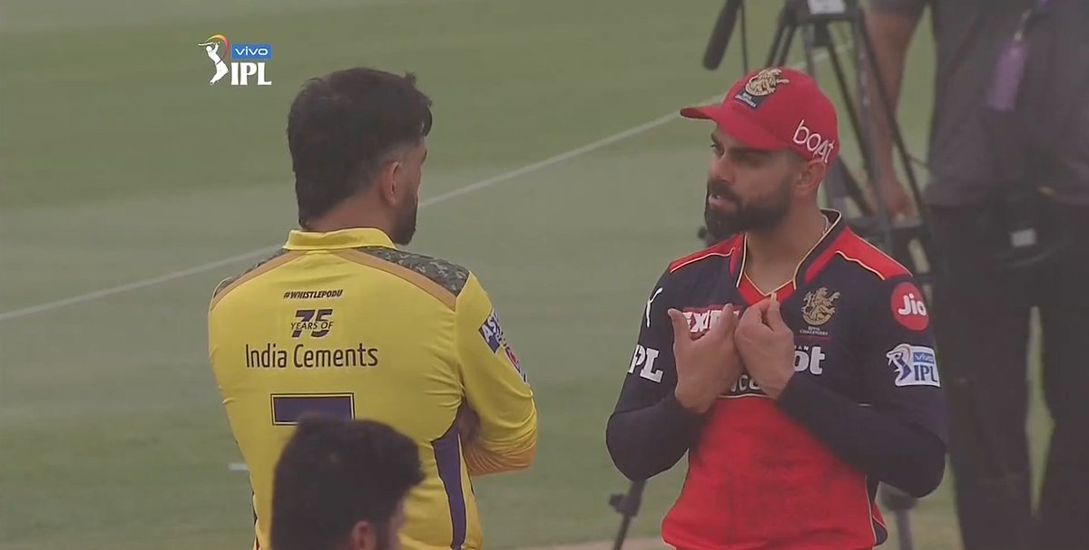 RomanaRaza's tweet photo. #CSKvsRCB 
Mahi Bhai ap tension mat lo mein hu na mein dunga apko 2 points.. https://t.co/aSOMow3T5r