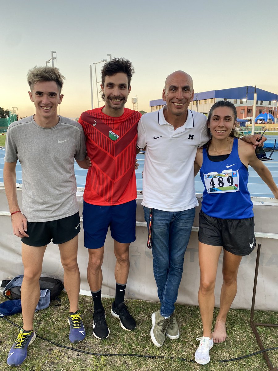 LeonardoMalgor's tweet photo. Con estos Fondistas🇦🇷le corremos a cualquier País Iberoamericano! 🌎 
👩 
Borelli Flor
Ocampo Dai
Casetta Belu
Lozano Caro
Sambran Fedra
Levaggi Mica
Borelli Maru
Escudero Marti
👨 
Poblete Tony
Molina Juli
Erario Nacho
Arbe Juako 
Bruno Fede
Zabala Jose
Lacamoire Diego
Cano Juan https://t.co/wYisT5Tpht