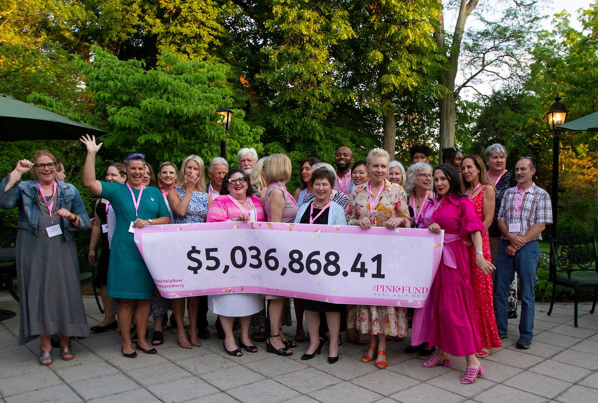 ThePinkFund's tweet photo. Happy #NationalVolunteerMonth!

We are so grateful for our volunteer fundraisers who deliver #OneLessWorry and #RealHelpNow to breast cancer patients in treatment. 

Learn all the ways you can volunteer with The Pink Fund. https://t.co/qrFQtshF3G

#BreastCancer https://t.co/gdEtPQ2qzn