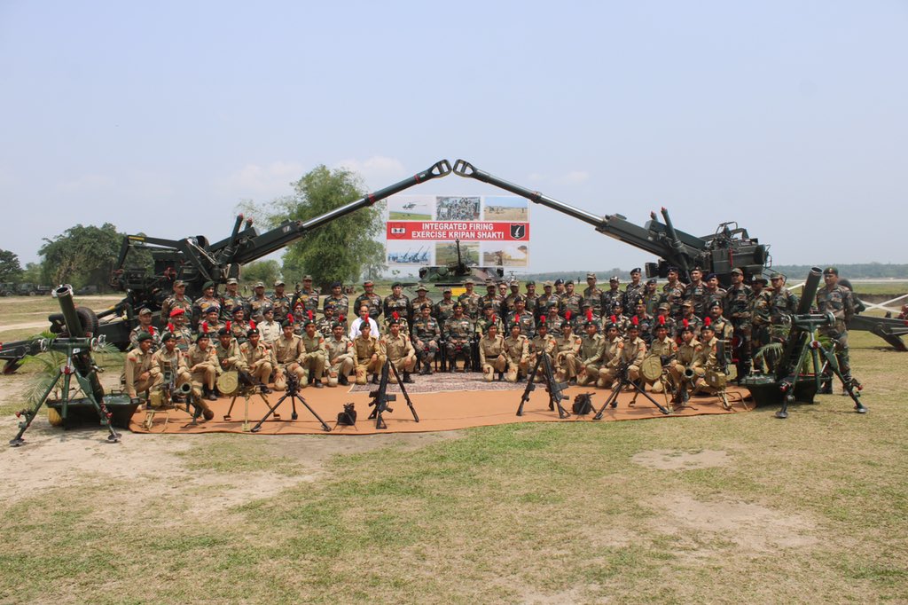 trishakticorps's tweet photo. #TrishaktiCorps conducts Integrated Fire Power Exercise KRIPAN SHAKTI at Teesta Field Firing Ranges. Showcased unparallel fire power, offensive punch and swift response mechanisms of #IndianArmy in total synergy and integration with CAPFs.
@adgpi
@easterncomd
@IAF_MCC 
@DGSSB https://t.co/53nROGbXBn
