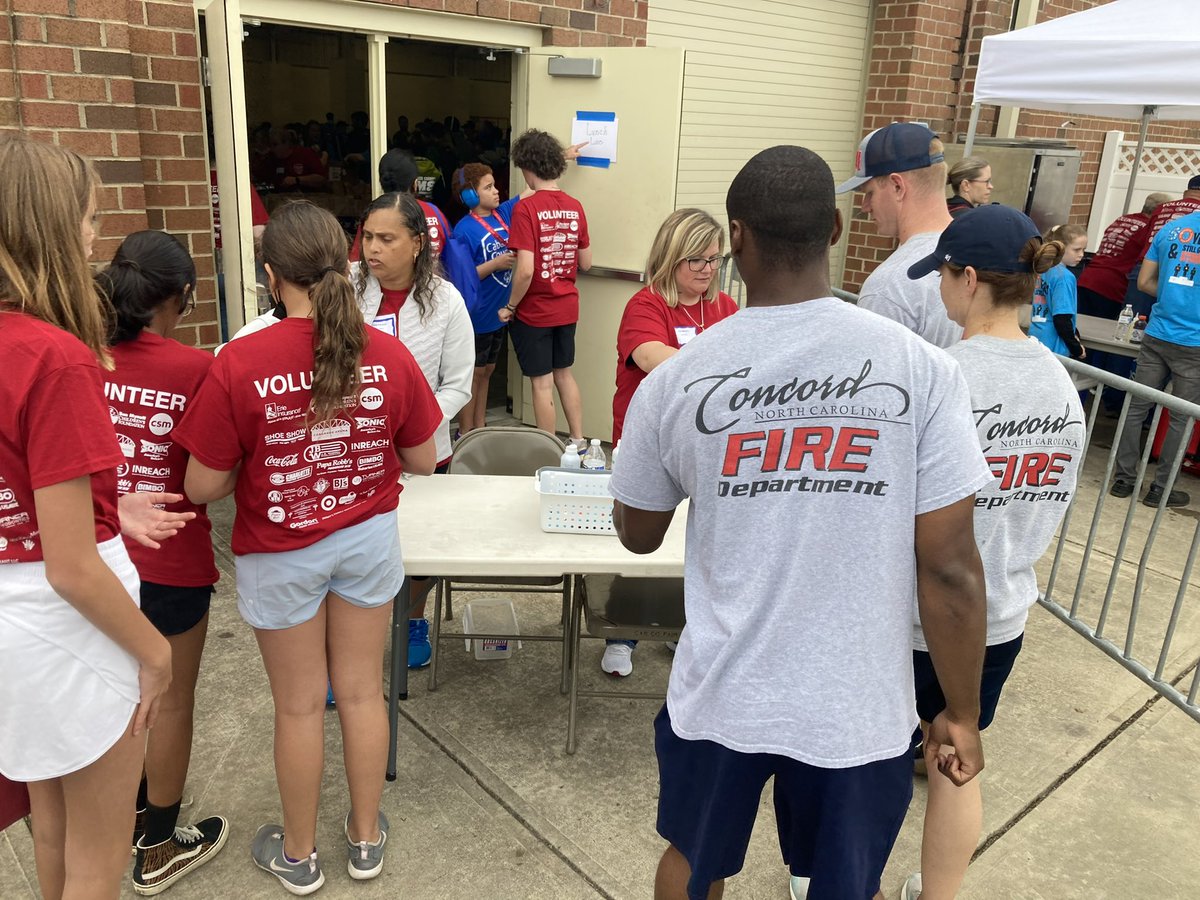 Kristin Sinclair tweet media