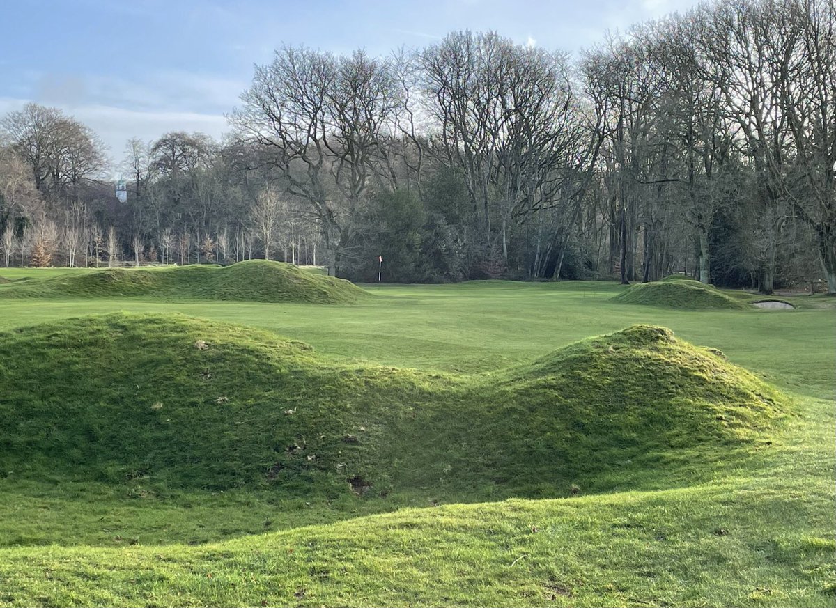 BallsGolf's tweet photo. Alternatives to sand bunkers.
1  Don’t flood
2 Don’t need replacement sand (£$)
3 Don’t waste valuable Greenkeepers time
4 Still punitive if you end up there https://t.co/jHisLlPnOp