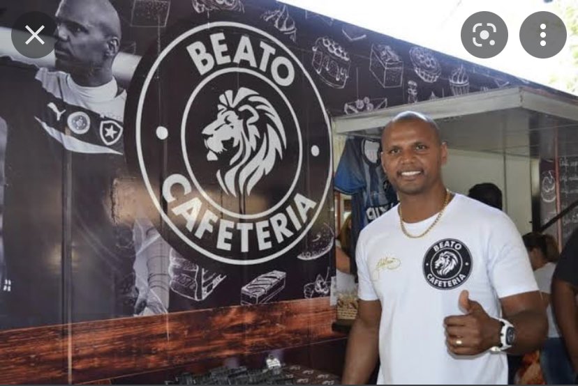 AntonioBFerraz's tweet photo. O POVO CLAMA PELO O SEU ÍDOLO DE VOLTA EM FORMA DE CAFÉ EXPRESSO ☕️ #VoltaJeff https://t.co/fkGiUa478m