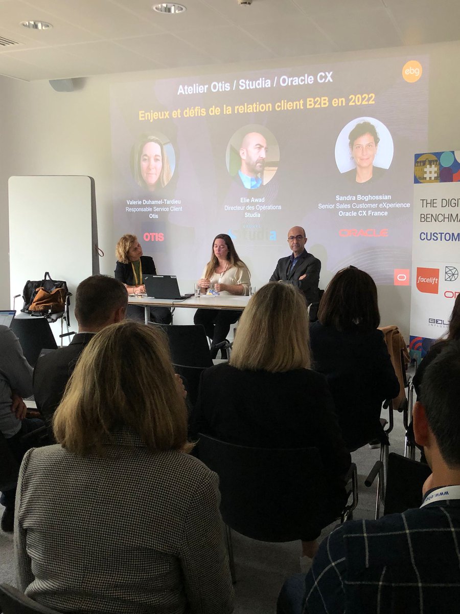 🔴 En direct du #BenchEBG 

Sandra Boghossian (<a href="/Oracle_France/">Oracle France</a>), Valérie Duhamel star Dieu (#Otis) et Elie Awad (<a href="/StudiaFR/">Groupe STUDIA</a>) font l'état des lieux des enjeux et des défis de la relation client en 2022.
