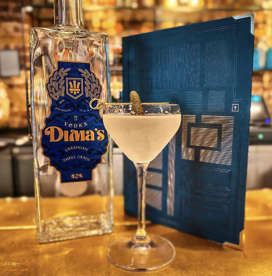 HawksmoorTweets's tweet photo. Throughout April, we are working with @CODEHospitality and Dima’s Vodka to create the 'Vodka Pickle Martini'. For every Vodka Picke Martini sold, we will donate 100% of the proceeds to the Ministry of Health Ukraine to help them with medical supplies and first aid kits 💙💛 https://t.co/lsQuoxtHLz