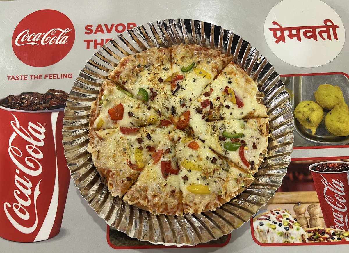 vipulv's tweet photo. No-Wheat Ekadashi Friendly Pizza… Fun part of being at a project site on Ekadashi Day!  #Akshardham #Gandhinagar https://t.co/ETyV8rx7DG