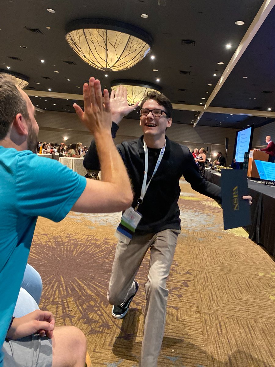 LHSJourn's tweet photo. Publications brought home multiple awards from the JEA/NSPA Conference in Los Angeles: first place podcasting, 7th place overall yearbook, quiz bowl finalists, and writing awards in sports, review, news, broadcast, photography and editorial leadership. #NHSJC @NSPA @nationalJEA https://t.co/iAJRQ3OQo9
