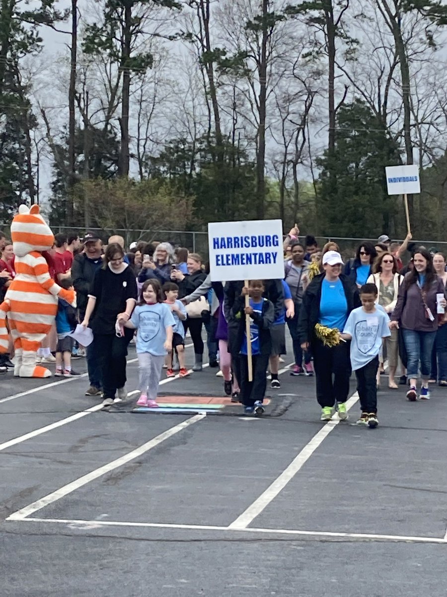 Kristin Sinclair tweet media