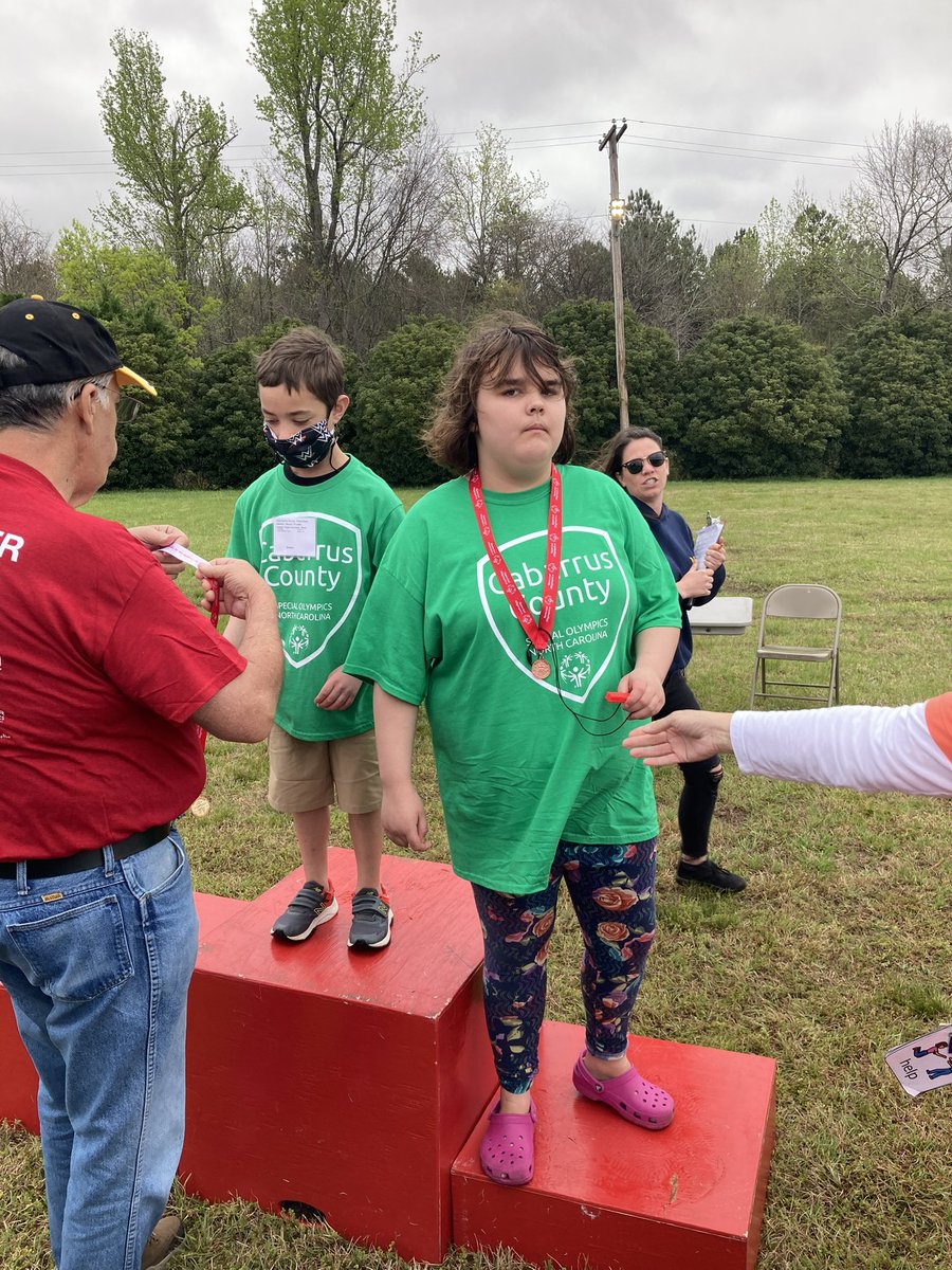 Kristin Sinclair tweet media