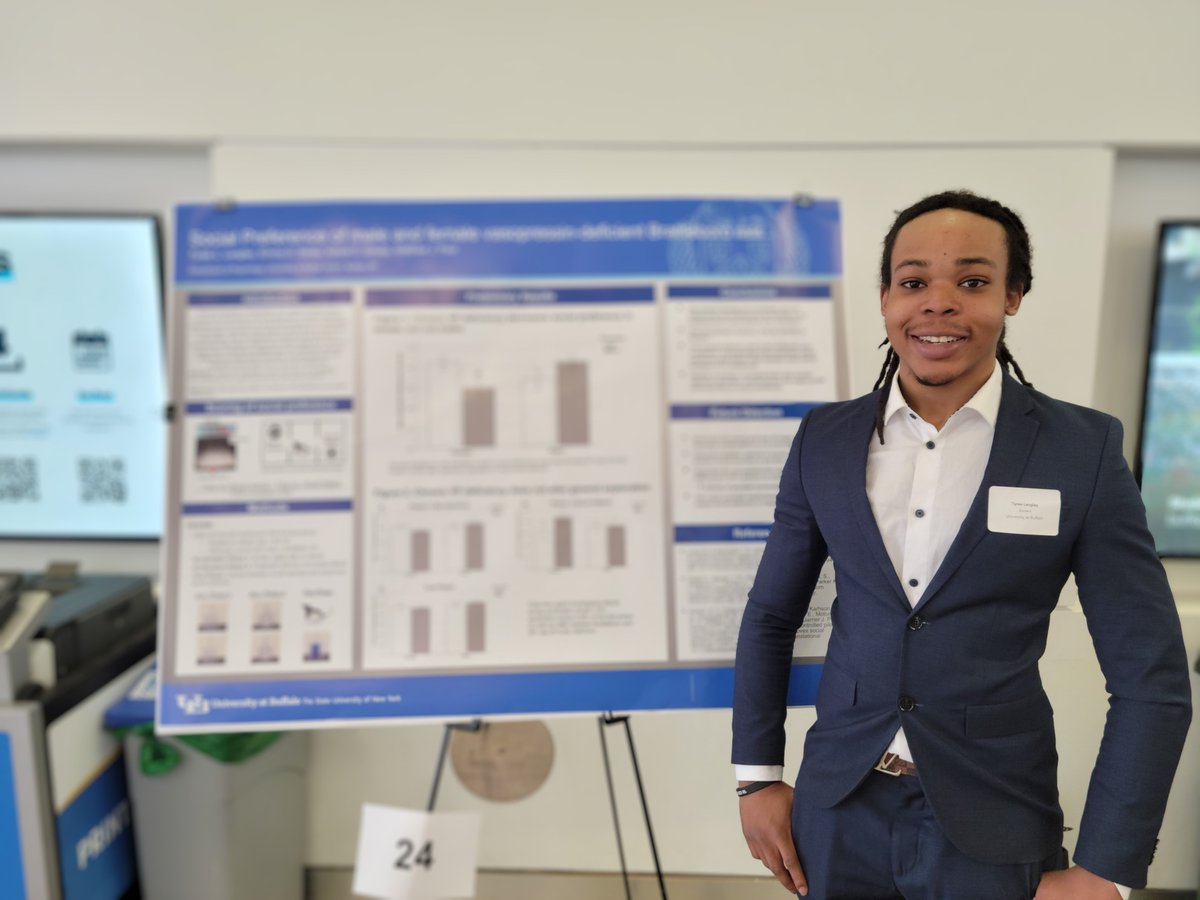 PaulLabInc's tweet photo. The UBBNE Lab had a great showing at the Western NY Psych Undergrad Conference this weekend! Jasmine helped organize and run the meeting. Jordan and Tyree presented their research. Tyree was runner-up for best poster! Congratulations all! https://t.co/yD6TQTk2ap