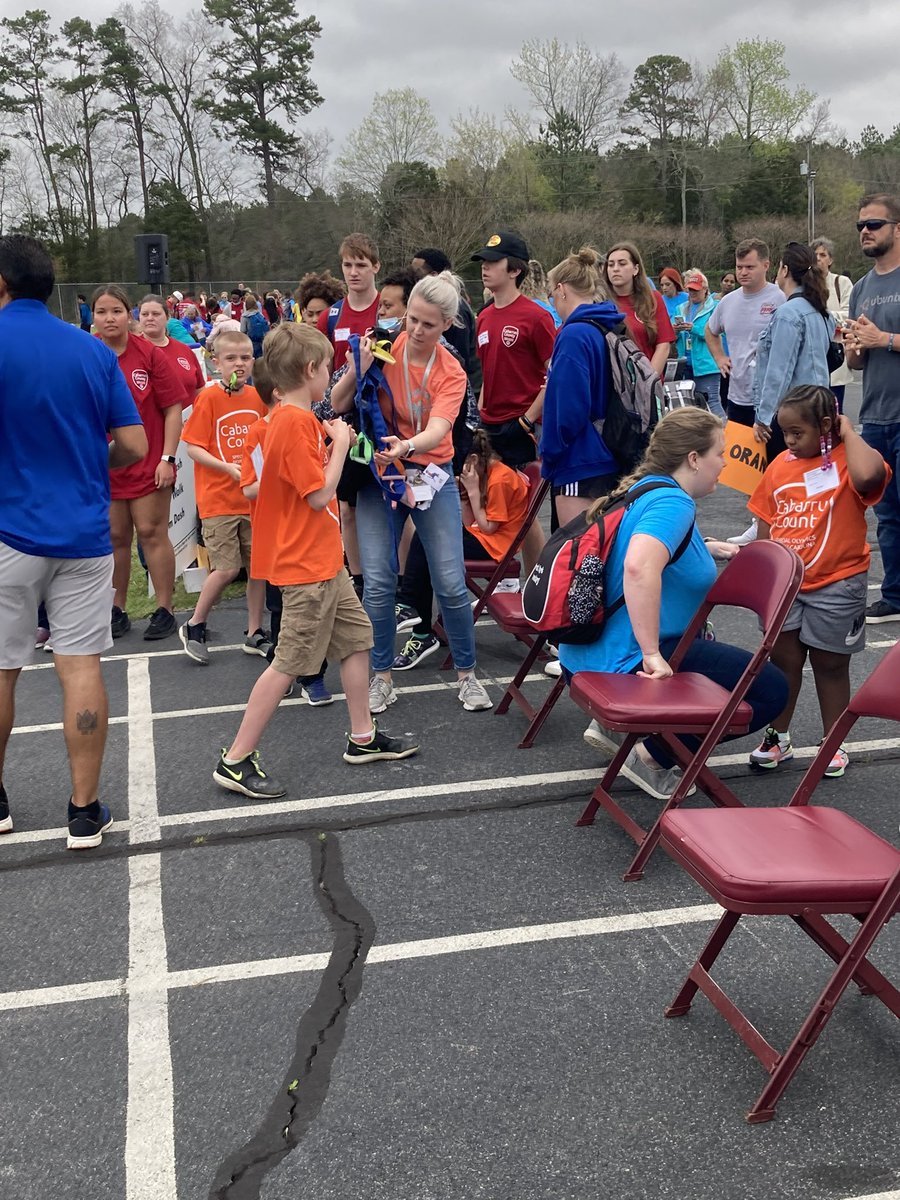 Kristin Sinclair tweet media