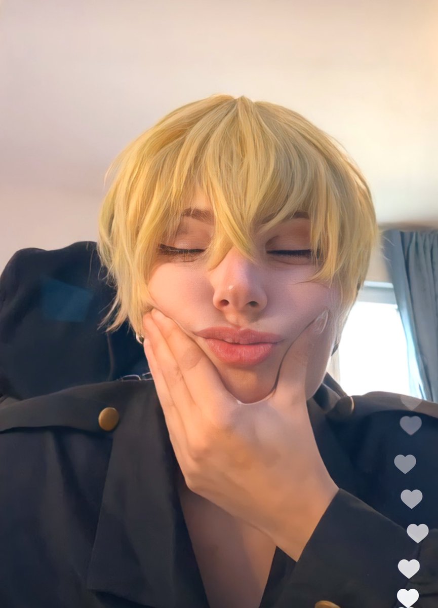 Hi new followers ❤️ ily