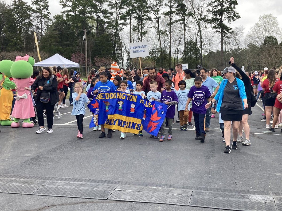 Kristin Sinclair tweet media