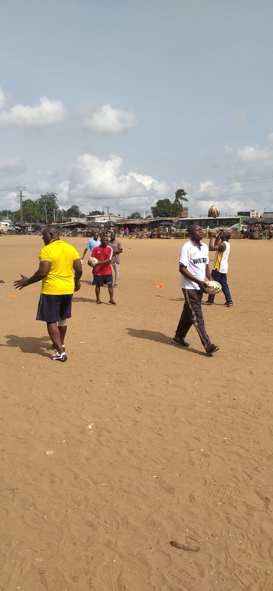 #CIRL 10/04/2022: Séance d'entraînement sur le terrain d'Abobo PK18 (Abidjan)