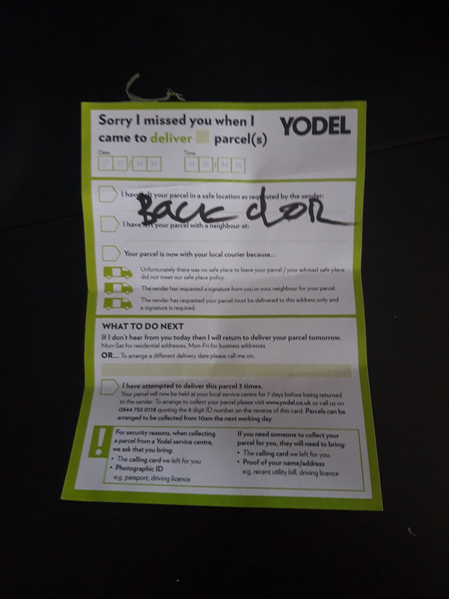 mowglifowler's tweet photo. @YodelOnline parcel left 'at the back door' thought it was a bit odd as that means having to walk round the back of a row of houses, but no, in true yodel style, it was just slung over the side fence and landed behind the water butt...good job it was only some clothing. https://t.co/Nq3SRNxvw2