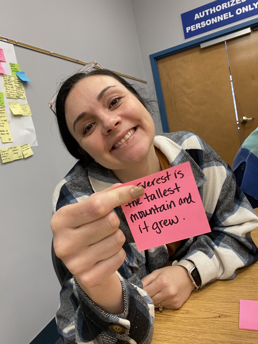 flabellinaJG's tweet photo. #PenSEL team Wa-BAM! Is killing it today! Super skilled 3D clumpers analyzing how the three dimensions work in service of students explaining the Mt. Everest phenomenon #nextgentime #ngss #ngsschat https://t.co/lQNu2KWfoL