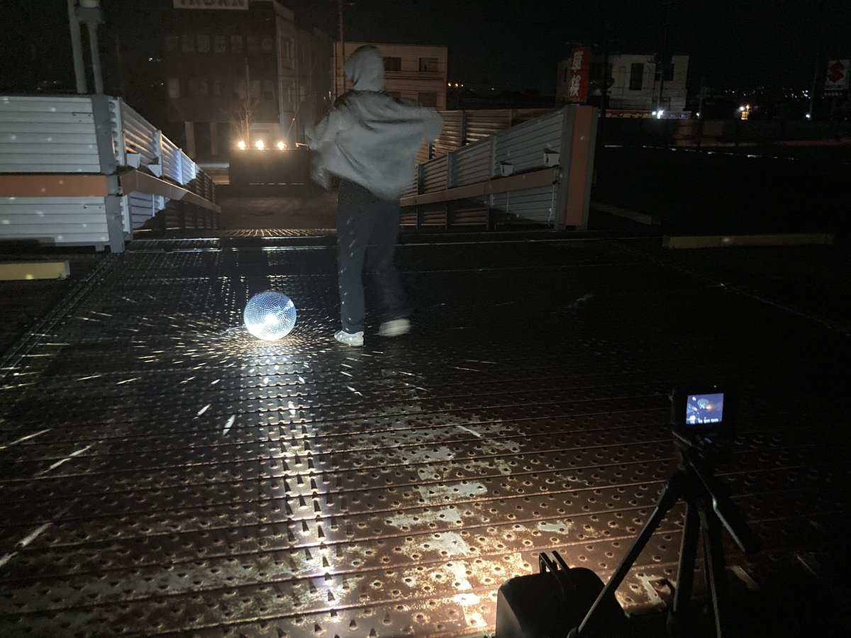 HorinOnsen's tweet photo. 踊る鳳凛🕺#powerArQ2 #mirrorball https://t.co/PA022COH1E