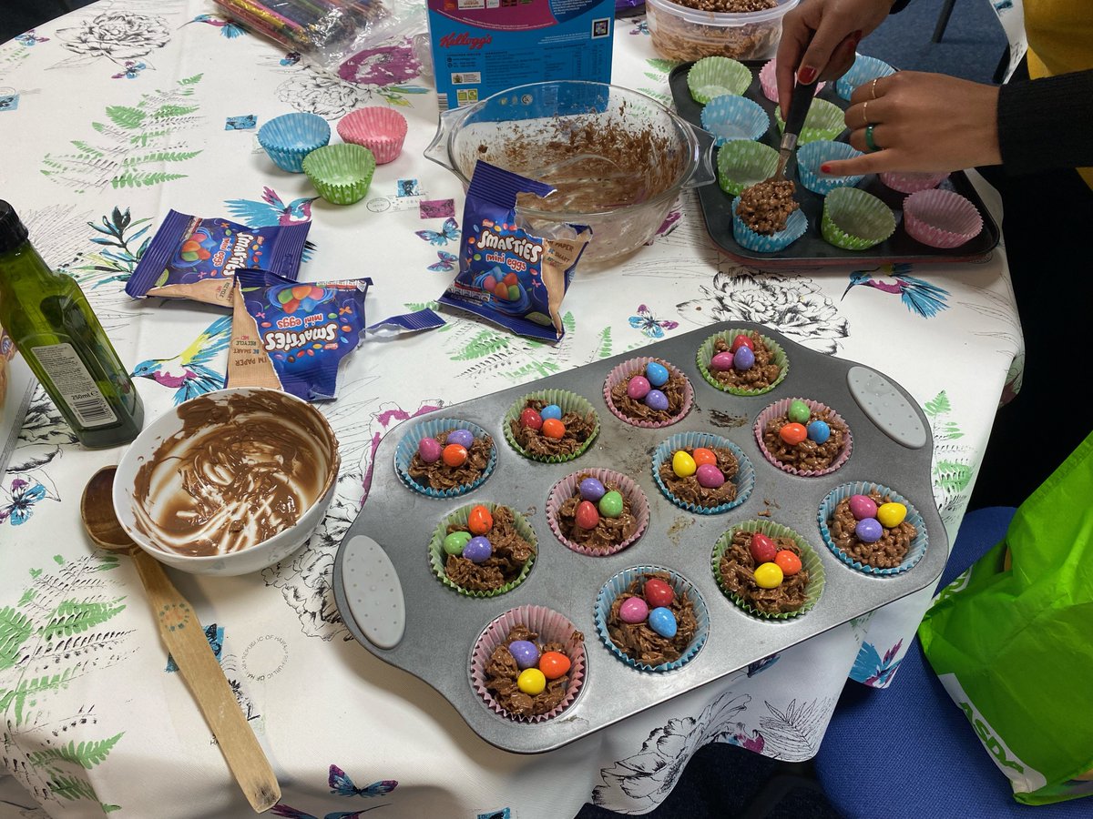 BasisYorkshire's tweet photo. What we got up to in our Easter themed drop in!!π€π Drop in will be running next Tuesday 1-4pm
#eastercakes #easternests #dropin https://t.co/EkBw0Q1G3X
