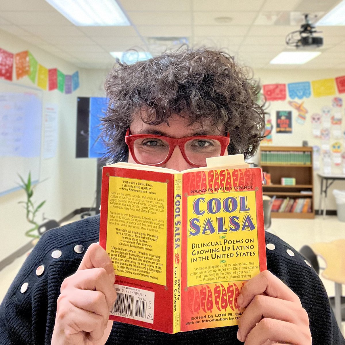 profeaceroh's tweet photo. In honor of #PoetryMonth I got to share one of my favorite poemas- “Why I’m I so brown?” By Trinidad Sánchez Jr. #cardwellprep #myirvingisd #chicanopoetry https://t.co/ZeF4YM6rc8