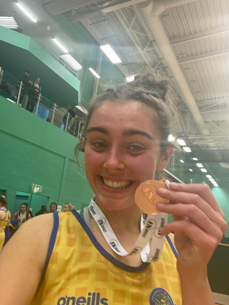 megan_conabeare's tweet photo. What a way to finish my 6 years in the @TeamBathNetball pathway! As vice-captain, I couldn’t be prouder of the 21s squad for the performances we put out, and winning 🥉 in the @EnglandNetball NPL league and finals weekend. Will miss playing with these girls 💙💛 https://t.co/SETN3CcQG3