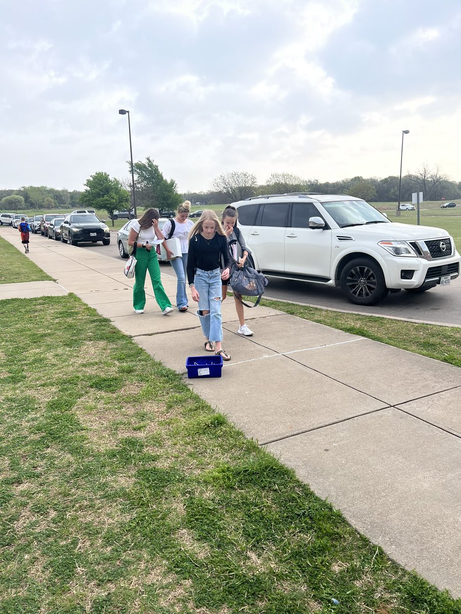 StuCoAMS tweet media