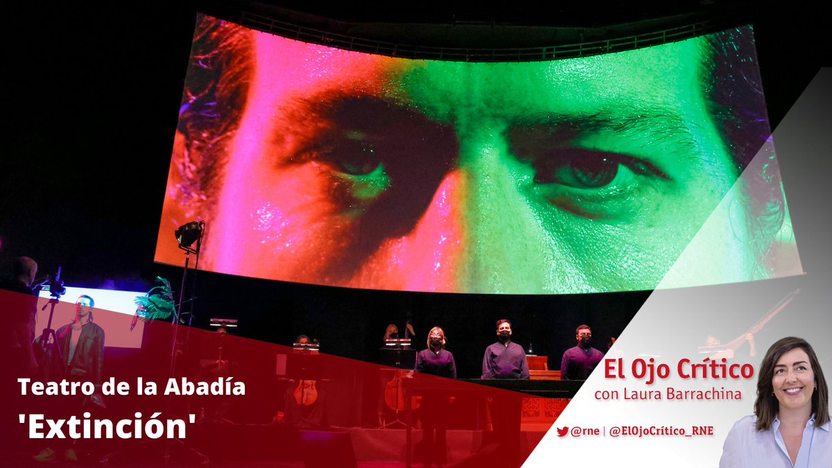 ElOjoCriticoRNE's tweet photo. ☄️Es la búsqueda del espíritu y la muerte en vídeo, pantallas y performances, como forma de elevación. Mejor sentir que disfrutar.

✨'Extinción', en el Teatro de la Abadía, parte de dos misas del compositor catalán Joan Cererols.

🔊https://t.co/UMXmVt8x2L https://t.co/JuHltwLzsp