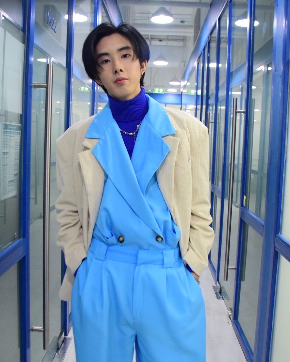 famevoratana's tweet photo. 💙💙💙
#IdolFanFest https://t.co/F26AkU4BE0