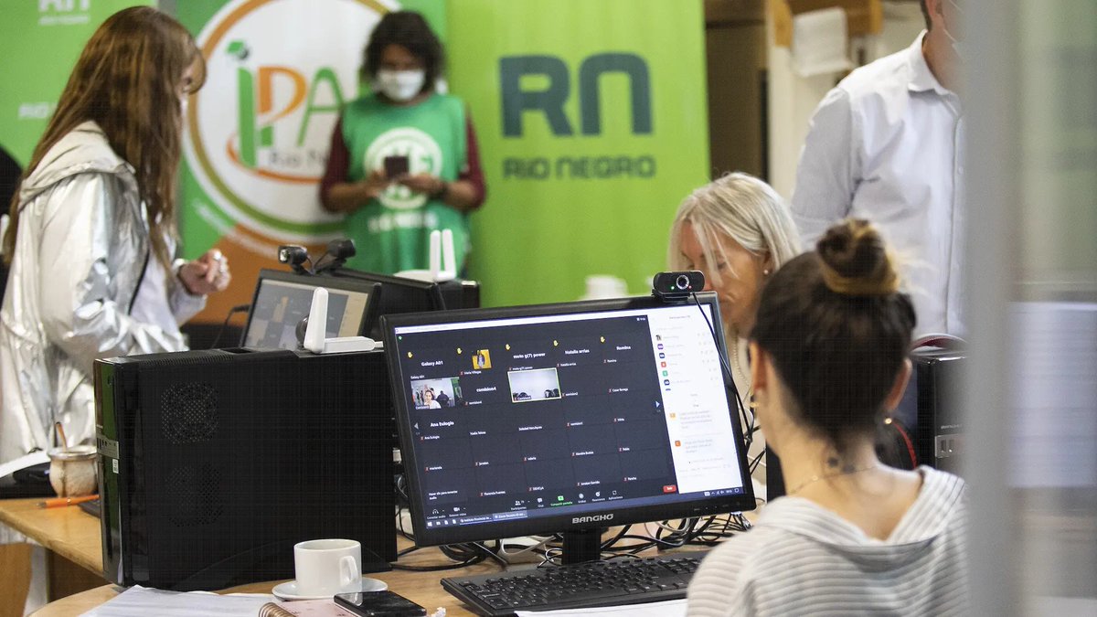 rionegrogob's tweet image. #PaseAPlanta El próximo 29/4 se realizará el examen del 2do llamado para aquellos y aquellas agentes que estuvieron ausentes, tuvieron problemas de conectividad o desaprobaron en la primera instancia.

📲Conocé el nuevo listado en: bit.ly/3E48OgS.