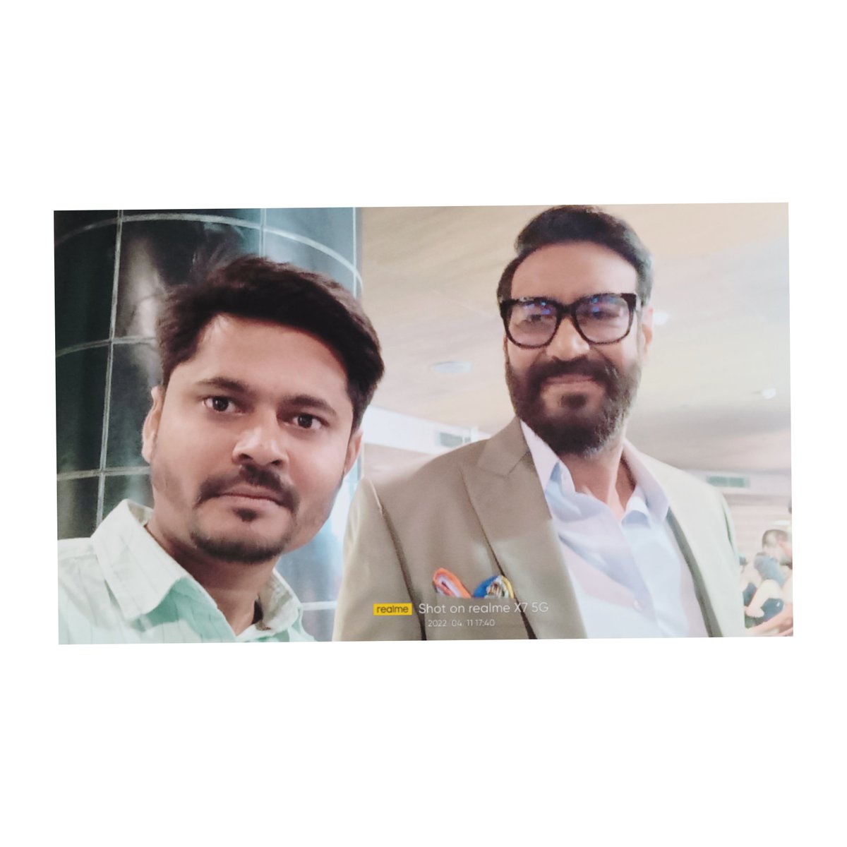 RajnikantBjp9's tweet photo. #NewProfilePic
#अजयदेवगन
#AjayDevgan
#Runway34 ❤️ #Riyal_life_me_Royal_Staar
#Ajay_Devgan Sar
आप की आने वाली फिल्म #runway34 के लिए बहुत बहुत बधाई हो💐💐 ❤️❤️ https://t.co/aZhdhT4K8R