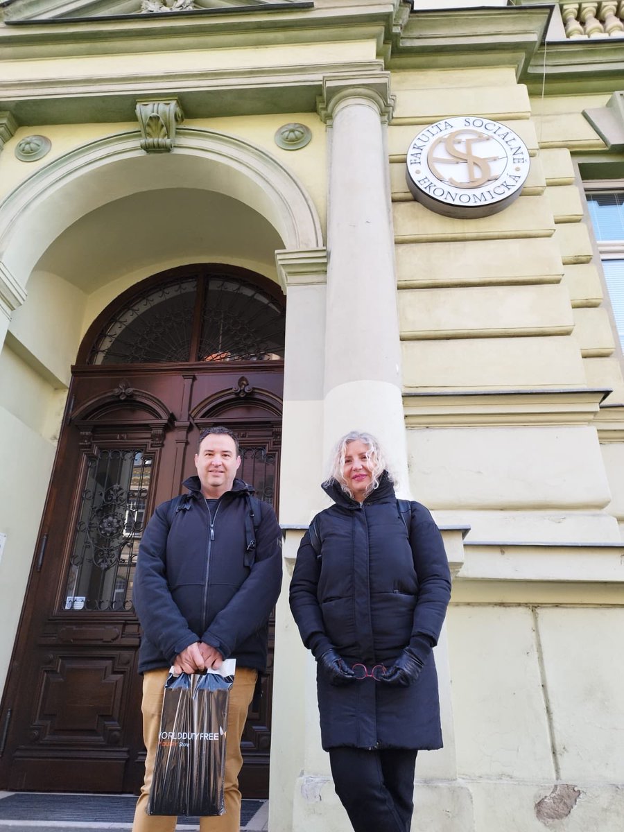 bdeusdad's tweet photo. Visiting the Vice-Dean for External Affairs at UJEP University at Ústí ( Czech Republic) and the Center of Informatics at UJEP. Thank you for this fruitful visit ⁦@TSivicek⁩ ⁦@JosepMRanchal⁩ ⁦@dafitsURV⁩ https://t.co/4NOREGtSDG